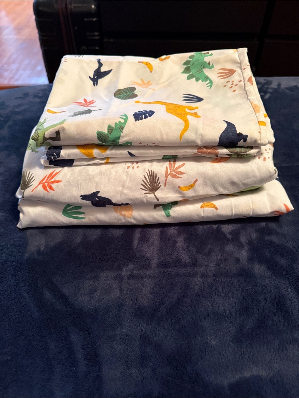Full size dinosaur print bedding